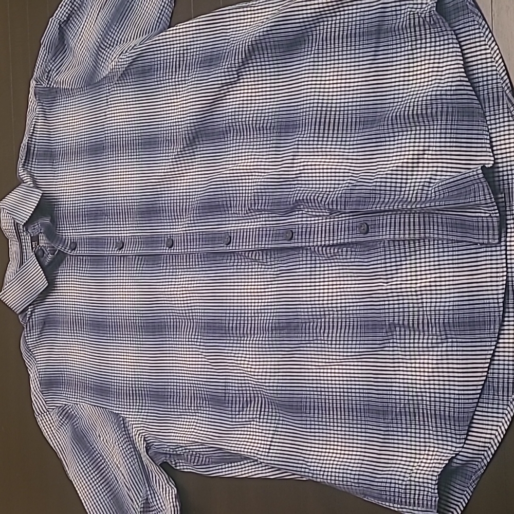 Alfani Size M Short Sleeve Button Down